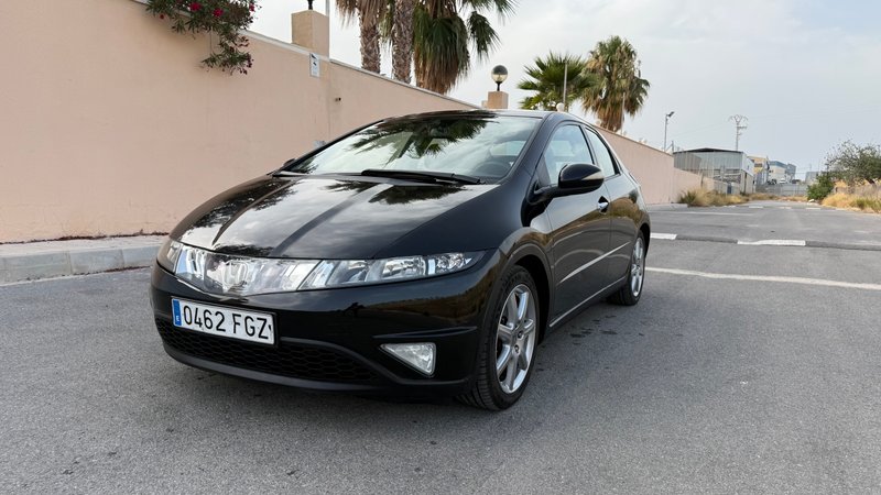 Honda Civic 2007 - foto 1