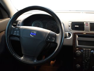 Volvo S40 2.0 D Momentum 100 kW (136 CV)