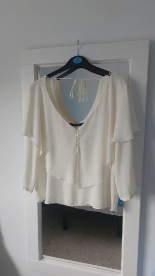 Blusa Zara Beige Talla S