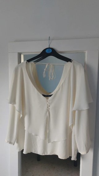 Blusa Zara Beige Talla S