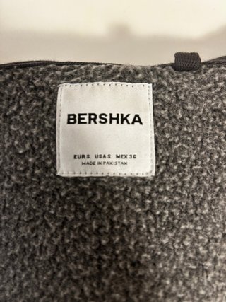 Sudadera con capucha gris Bershka mujer