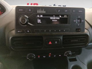 Peugeot Partner Furgon BlueHDi 100 Pro Standard 600kg 73 kW (98 CV)