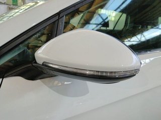 Volkswagen e-Golf ePower 100 kW (136 CV)