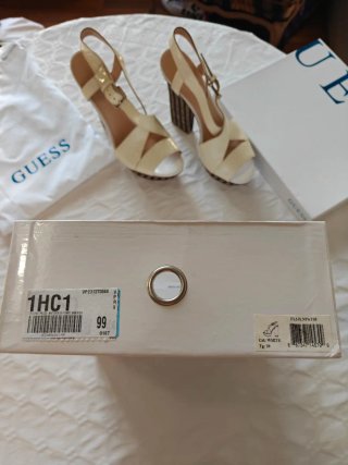 Sandalias Tacón Plataforma Guess Talla 39