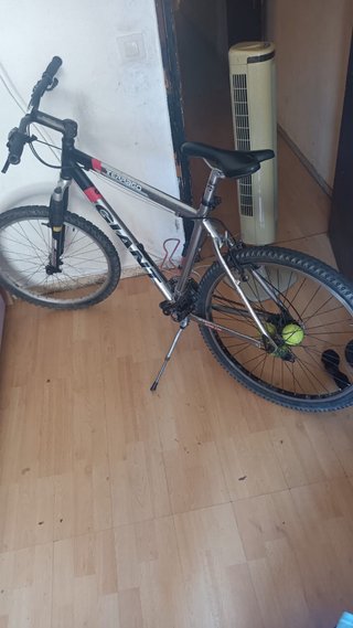 Bicicleta Giant Terrago Plata