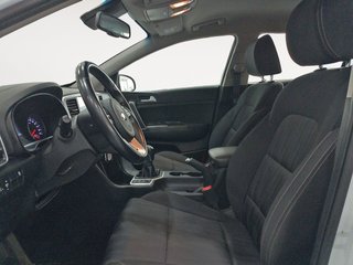 Kia Sportage 1.6 MHEV Business 4x4 100 kW (136 CV)