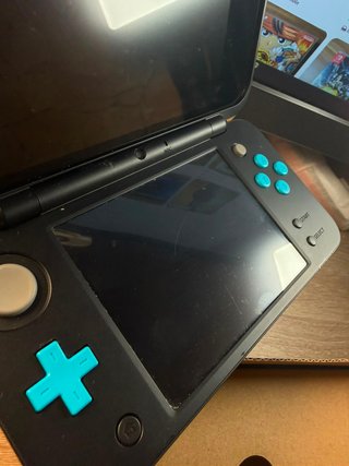 Consola New Nintendo 2DS XL Negra/Azul
