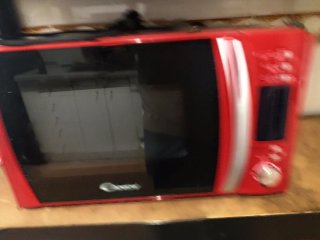 Microondas rojo
