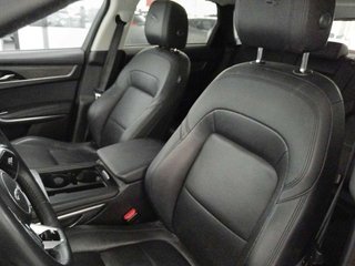 Jaguar F-PACE 2.0D I4 MHEV R-Dynamic SE AWD Auto 150 kW (204 CV)
