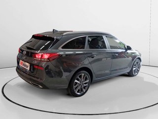 Hyundai i30 CW 1.0 TGDI 48V Creative DCT 88 kW (120 CV)