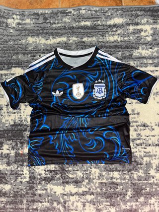 Camiseta Adidas Argentina Negra y Azul