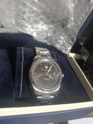 Reloj Maserati Negro/Plateado Nuevo