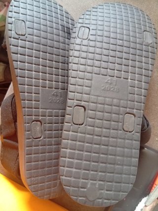 Sandalias negras para mujer