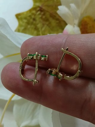 Pendientes Mariposa Circonitas Verde Acero 316L