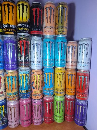 Collezione di 42 lattine vuote Monster Energy