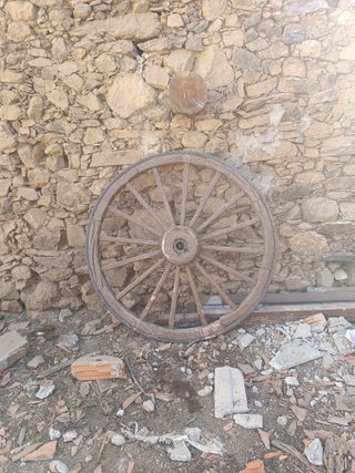 Carros antiguos de madera