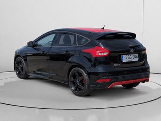 Ford Focus 1.5 Ecoboost Black&Red Edition 134 kW (182 CV)