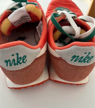 Zapatillas Nike Retro Verde y Rojo