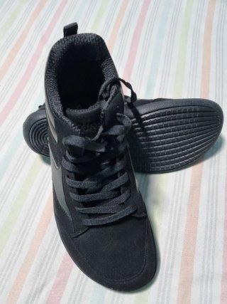 Botas Saguaro Talla 43 Negras