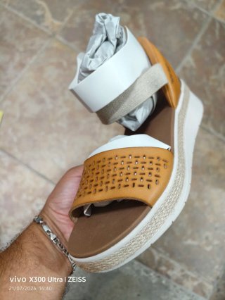 Sandalias Skechers Mujer Cuña Marrón/Blanco