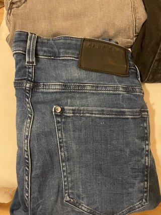 Pantalones vaqueros de varia marcas
