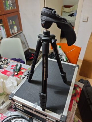 Trípode Manfrotto Compact Series