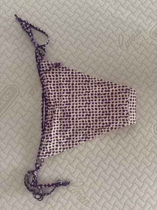 Braga bikini tiras estampado. Talla M.