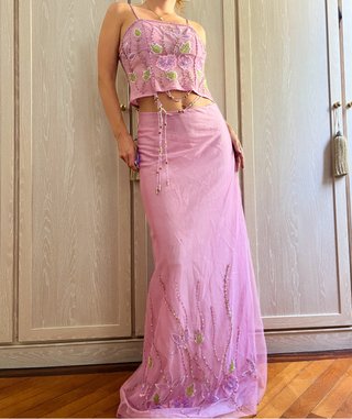 Conjunto rosa abalorios y lentejuelas