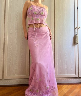 Conjunto rosa abalorios y lentejuelas