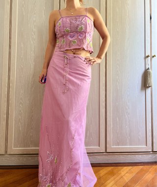 Conjunto rosa abalorios y lentejuelas