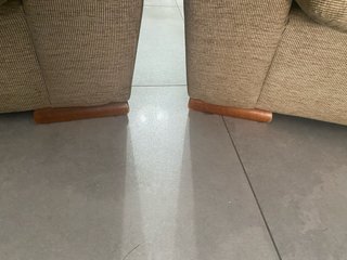 2 Poltrone in tessuto beige 50€ ciascuna