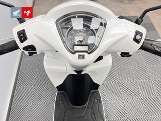 HONDA VISION 110 2023 7906 kms.