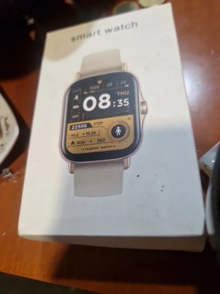 Smartwatch Dorado Nuevo Sin Usar