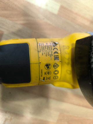 Radial DeWALT DCS405 - Buen estado