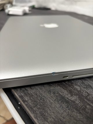 MacBook Pro 15” 2012 i7 2.3GHz | 4GB RAM | 500GB