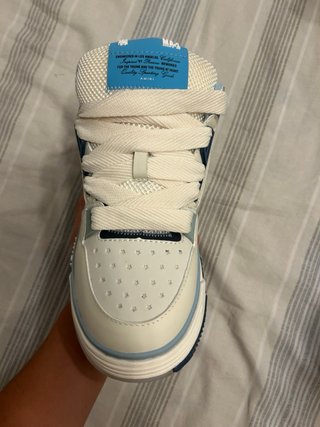 Scarpe Amiri bianche e azzurre