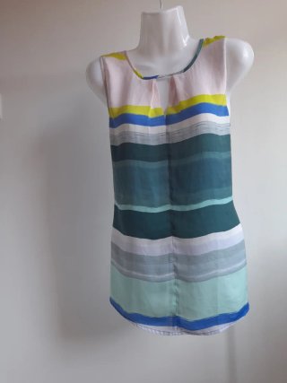 Blusa sin mangas a rayas