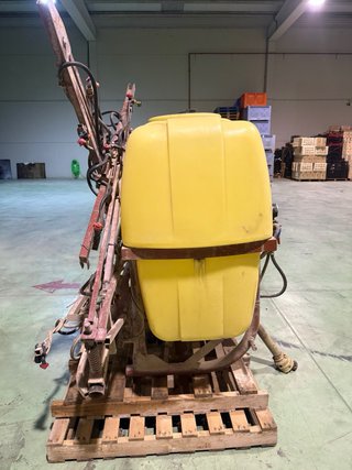 Atomizador 600l con barras 8m