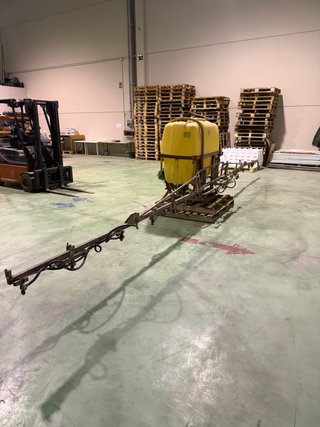 Atomizador 600l con barras 8m