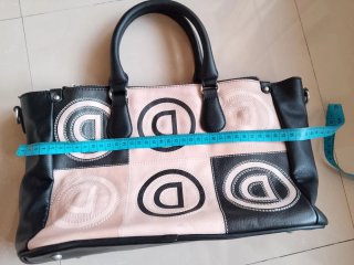 Bolso Desigual Negro y Rosa