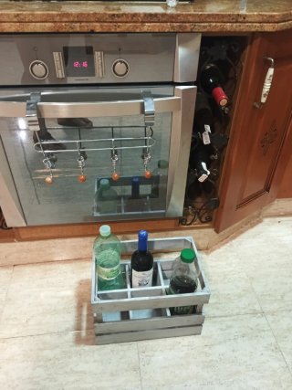 Botellero madera maciza + regalo colgante paños