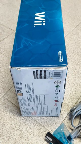 Console Nintendo Wii con scatola Inazuma + Giochi