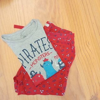 Lote 2 pijamas T. 9/10 años