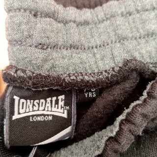 Lote 2 pantalones chándal T. 10 años