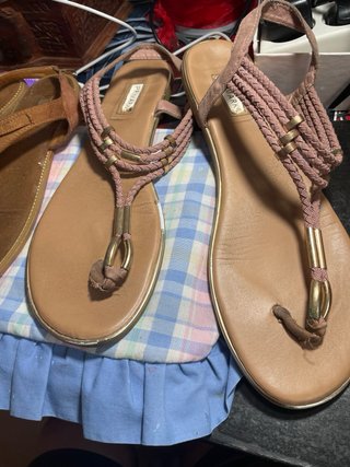 Dos Sandalias planas Primark Talla 40/41