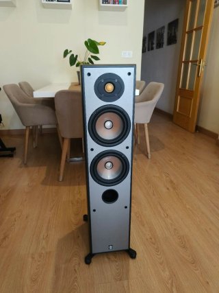 Columnas Yamaha NS-300