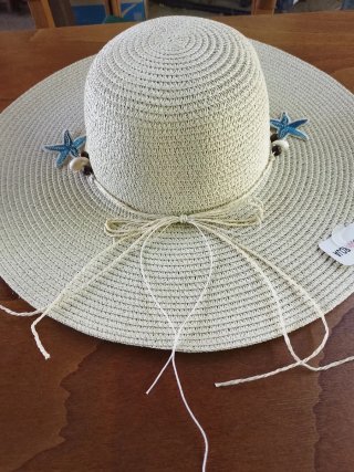 Sombrero de playa beige