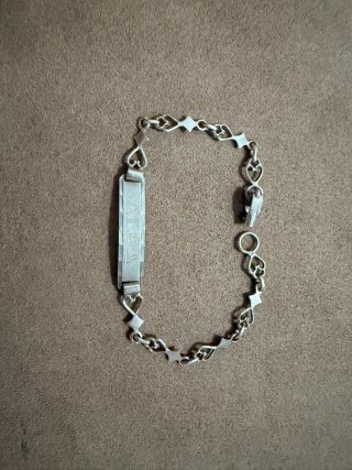 Pulsera de plata con placa grabada ALBA