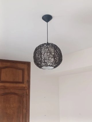 2 Lámparas Mesa + 1 de techo .  Mimbre.