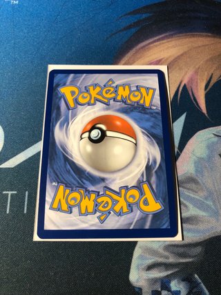 Carta Pokémon Kingambit promocional
